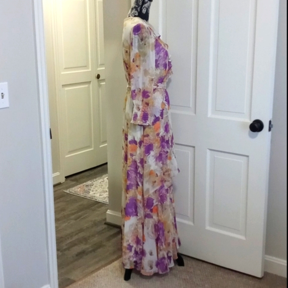 💜Taylor💜 - Purple/Peach/Cream Floral Chiffon Ruffle L/S V-Neck Midi Dress - Picture 5 of 16